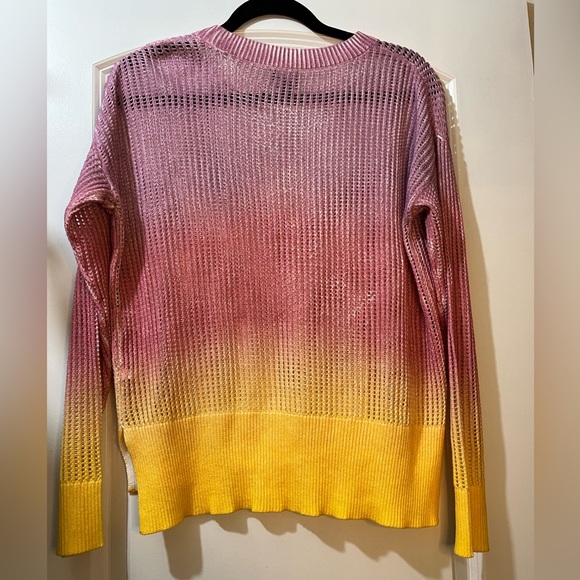 Soho Street knit sweater by NYC - Picture 3 of 4